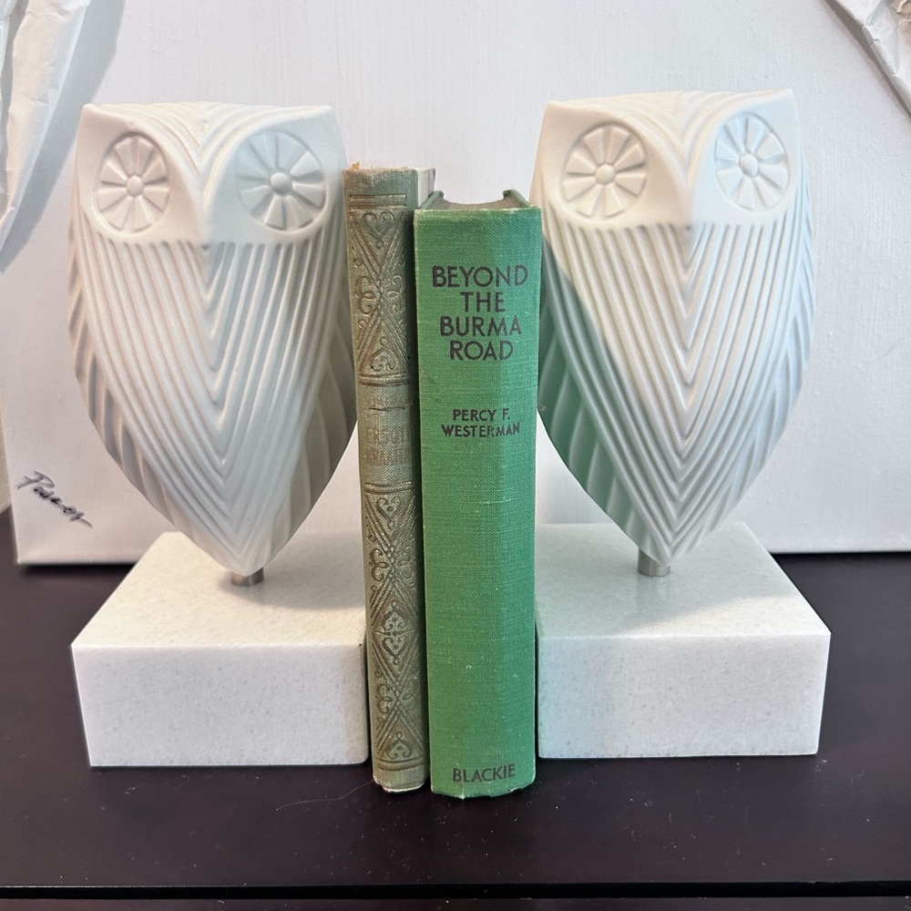 RARE Jonathan Adler White Owl Menagerie Bookends Pottery Sculpture Figurine Bird